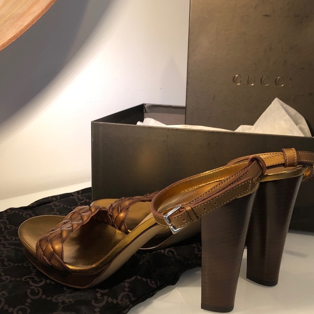NIB Gucci Bronze Metallic Braided Stacked Heel 8.5 - Picture 3 of 8